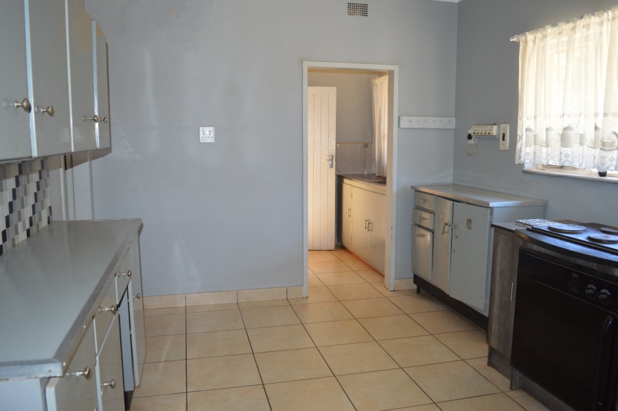 4 Bedroom Property for Sale in Roosheuwel North West